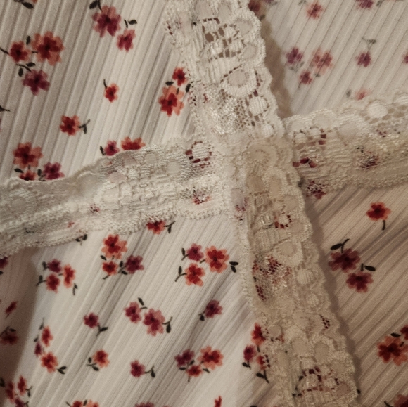 White with Red Flower Shirt - Picture 2 of 3